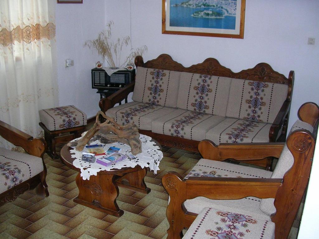 Pension Margarita Скіатос Екстер'єр фото